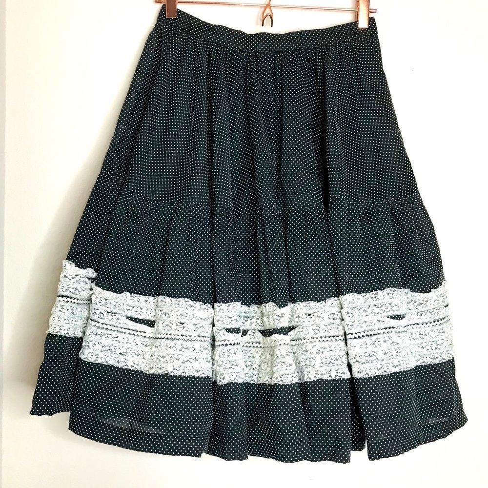 Vinatge polka dot full circle skirt‎